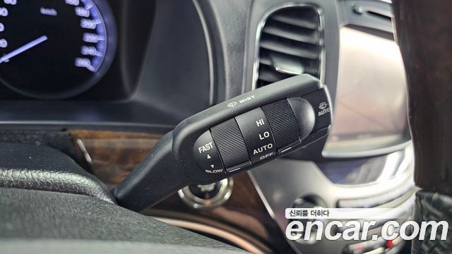 KG Mobility Chairman 2014 — photo 28