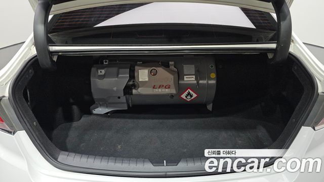 Hyundai Sonata 2019 — photo 20