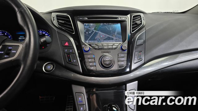 Hyundai i40 2014 — photo 18
