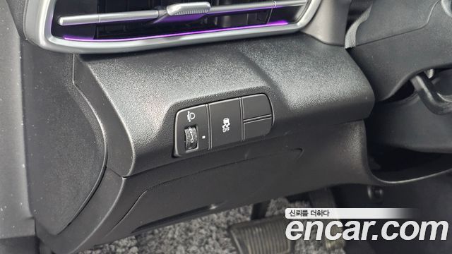 Hyundai AVANTE 2025 — photo 22