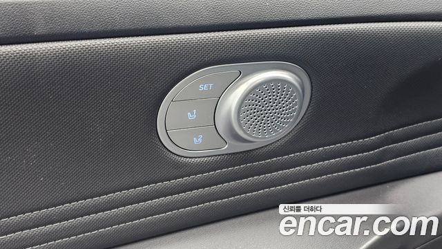 Hyundai AVANTE 2025 — photo 23