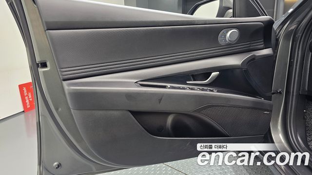 Hyundai AVANTE 2025 — photo 14