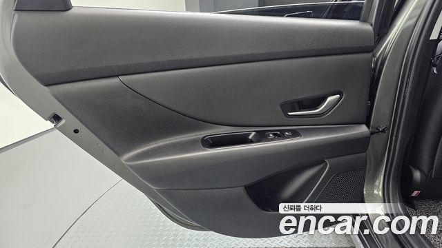 Hyundai AVANTE 2025 — photo 15