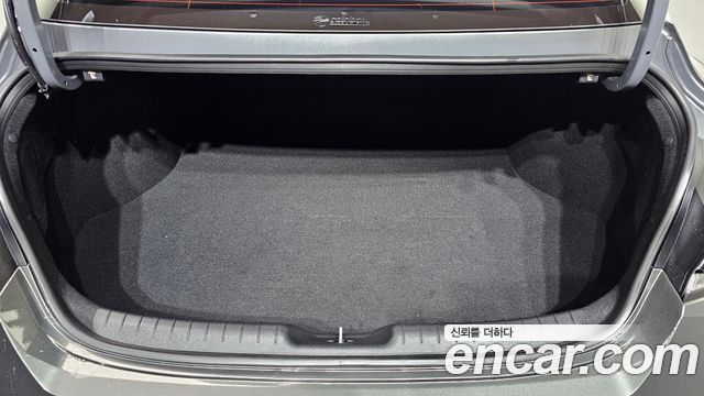 Hyundai AVANTE 2025 — photo 30