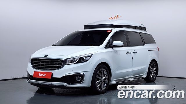 Kia Canival 2016 — photo 1