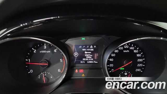 Kia Canival 2016 — photo 8