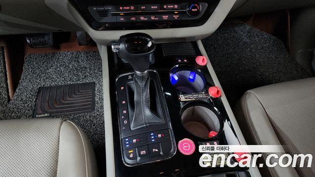 Kia Canival 2016 — photo 9