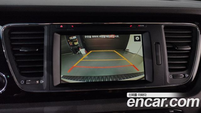 Kia Canival 2016 — photo 15