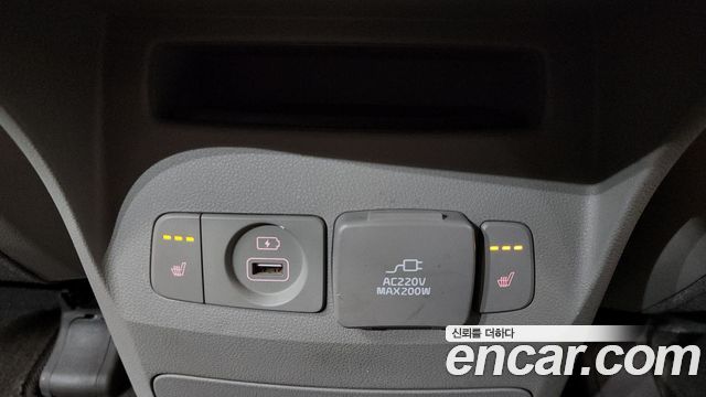 Kia Canival 2016 — photo 16