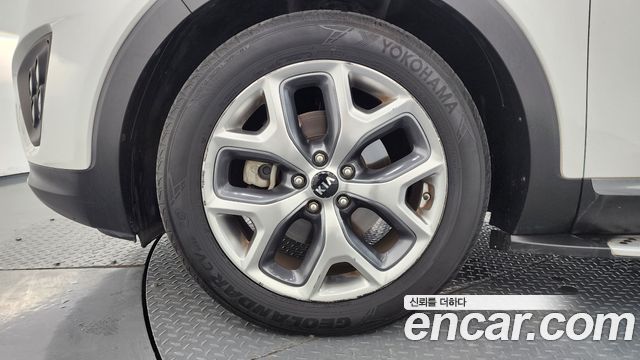 Kia Sorento 2016 — photo 5