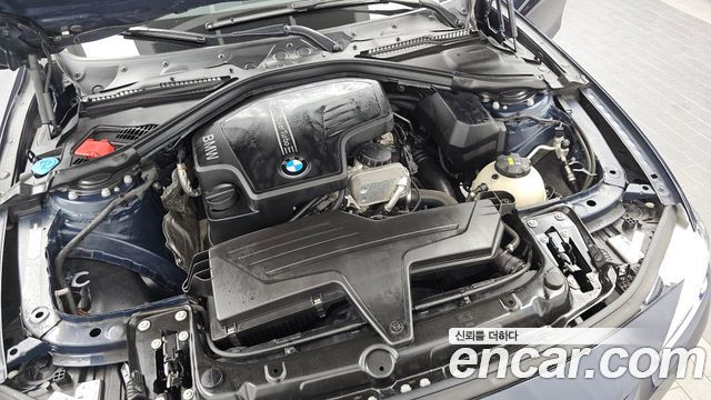 BMW 3-Series 2017 — photo 6