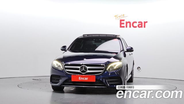 Mercedes-Benz E-Class 2019 — photo 3