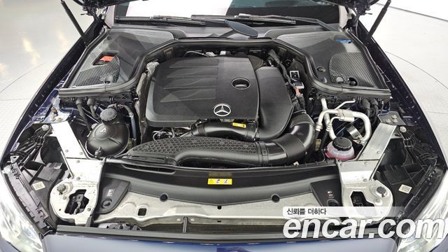 Mercedes-Benz E-Class 2019 — photo 6