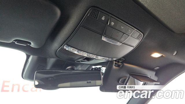 Mercedes-Benz E-Class 2019 — photo 23