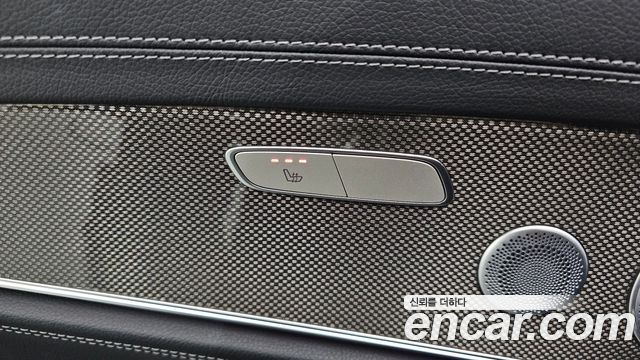 Mercedes-Benz E-Class 2019 — photo 29