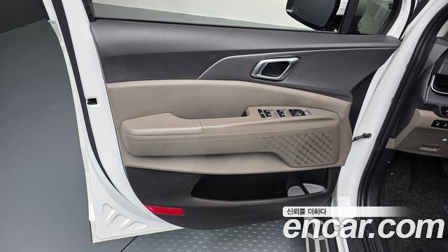 Kia Canival 2024 — photo 15