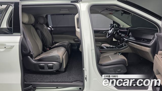 Kia Canival 2024 — photo 16