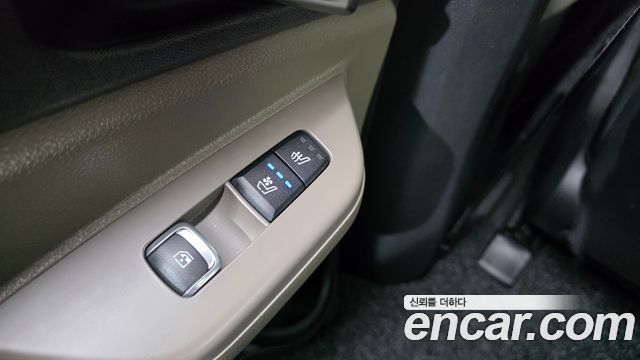 Kia Canival 2024 — photo 31