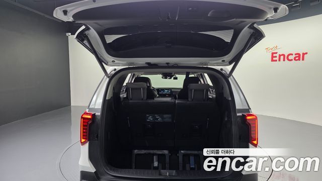 Kia Canival 2024 — photo 34