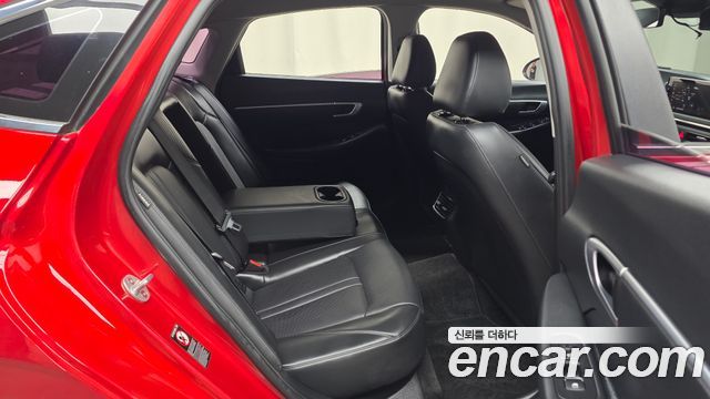 Hyundai Sonata 2020 — photo 16