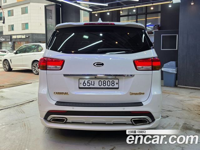 Kia Canival 2016 — photo 2