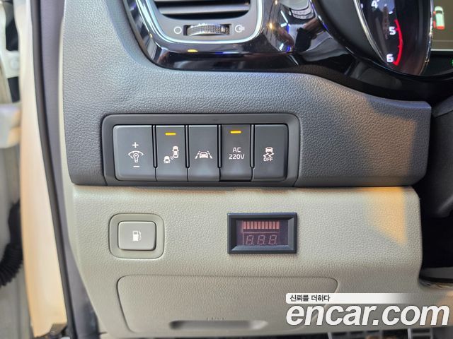 Kia Canival 2016 — photo 14