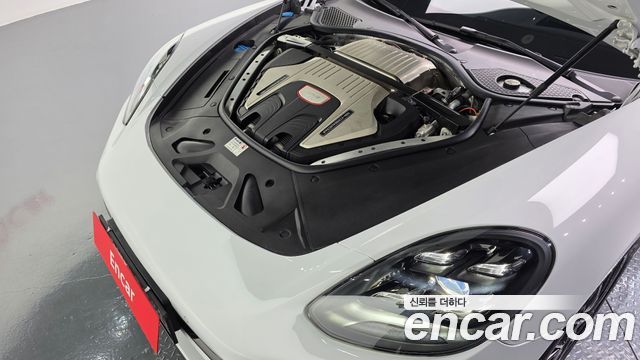 Porsche Panamera 2019 — photo 6
