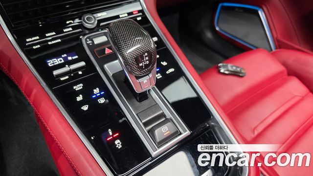Porsche Panamera 2019 — photo 9