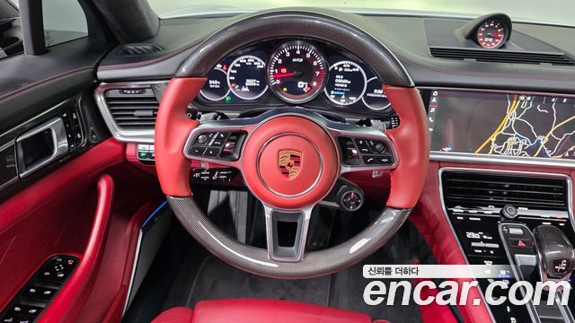 Porsche Panamera 2019 — photo 13