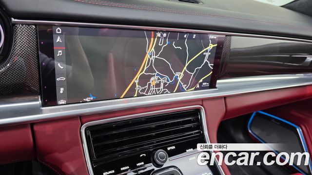 Porsche Panamera 2019 — photo 15