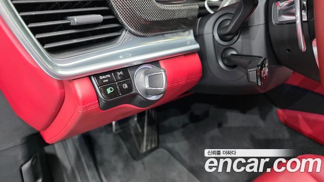 Porsche Panamera 2019 — photo 18
