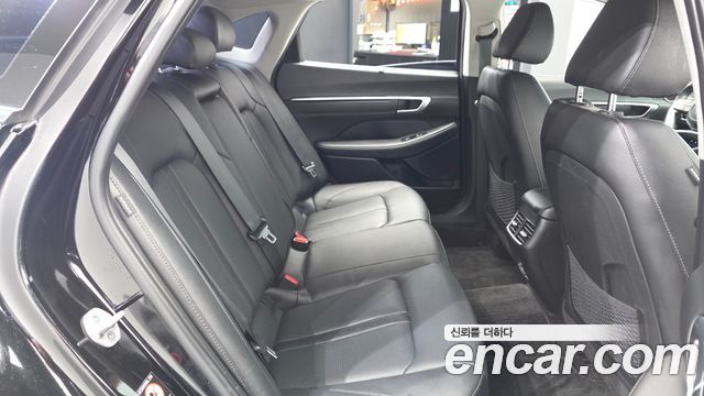 Hyundai Sonata 2023 — photo 18