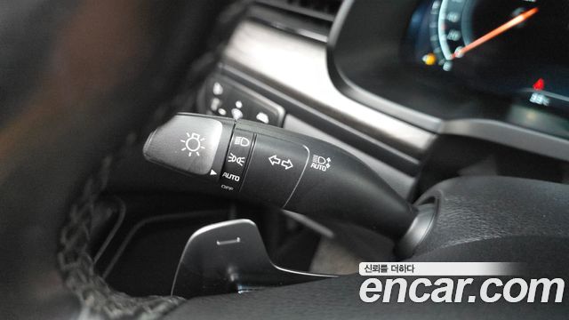Kia K7 2020 — photo 31