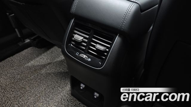 Kia K7 2020 — photo 32