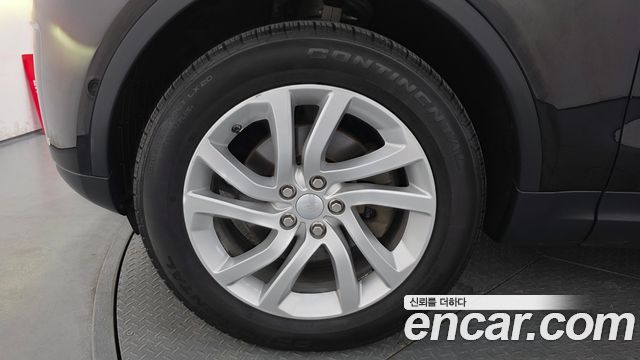 Land Rover Discovery 2018 — photo 5
