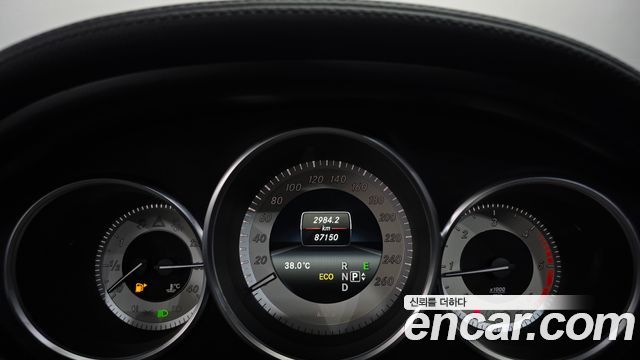 Mercedes-Benz CLS-Class 2015 — photo 8