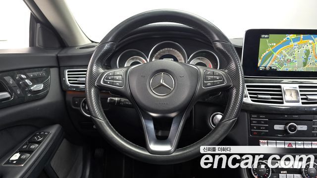 Mercedes-Benz CLS-Class 2015 — photo 12