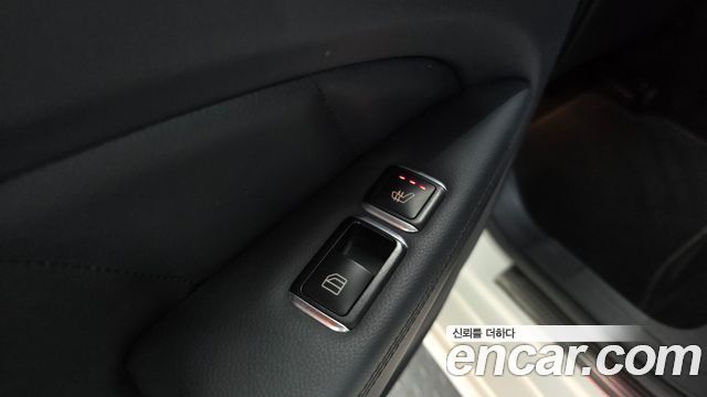 Mercedes-Benz CLS-Class 2015 — photo 15