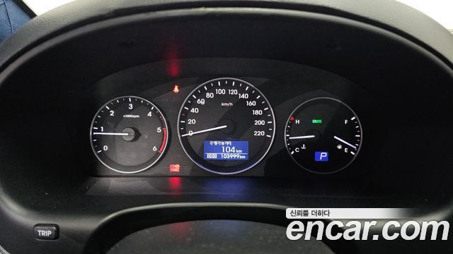 Hyundai Starex 2020 — photo 8