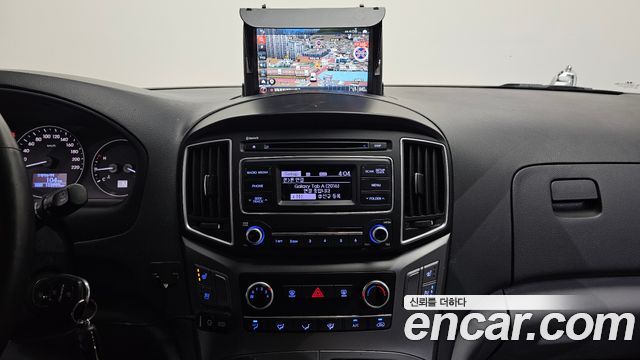 Hyundai Starex 2020 — photo 13