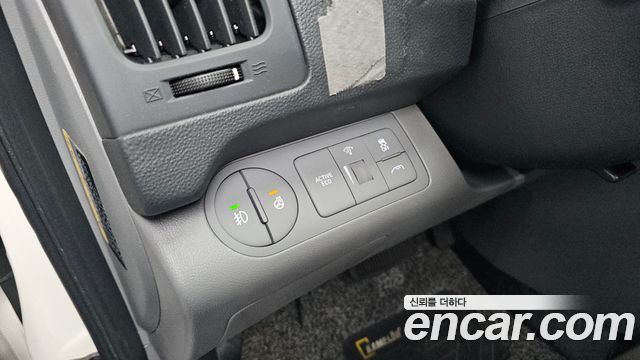 Hyundai Starex 2020 — photo 15