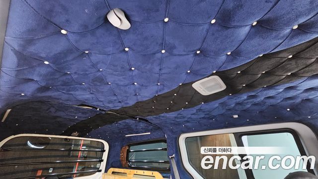 Hyundai Starex 2020 — photo 17