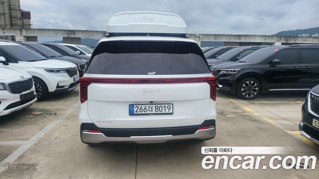 Kia Canival 2024 — photo 3