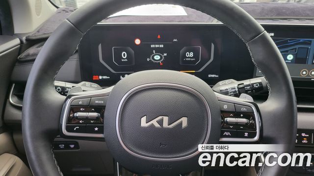 Kia Canival 2024 — photo 10