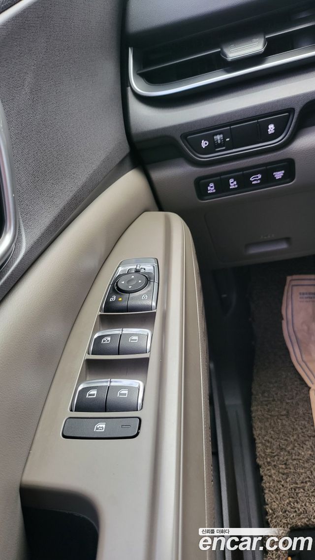 Kia Canival 2024 — photo 11