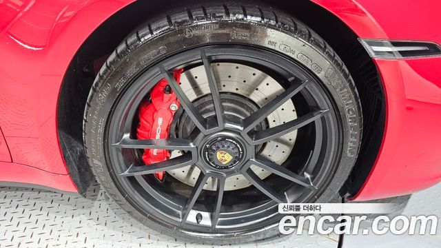 Porsche 911 2023 — photo 7