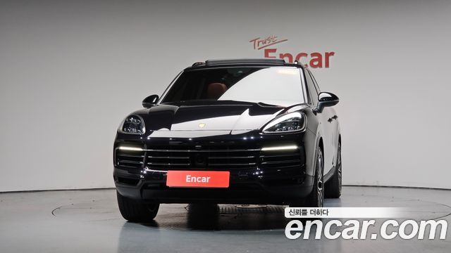 Porsche Cayenne 2019 — photo 3