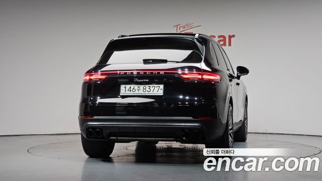 Porsche Cayenne 2019 — photo 4