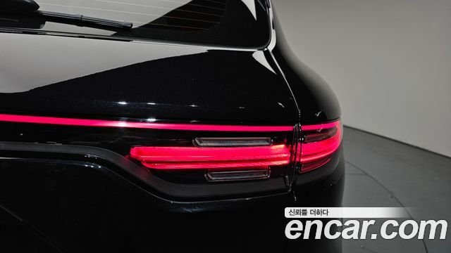 Porsche Cayenne 2019 — photo 9