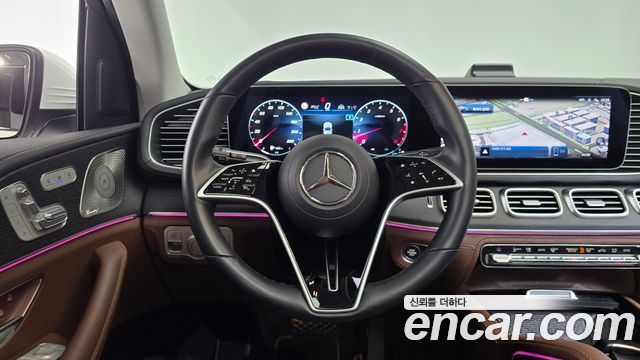 Mercedes-Benz GLE-Class 2025 — photo 19